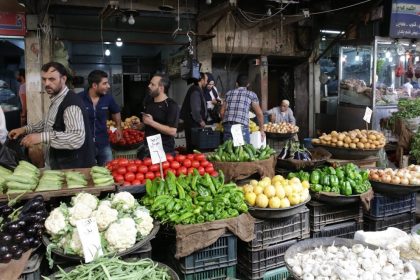 منحة العيد ما بين الواقع المعيشي وآراء الاقتصاديين